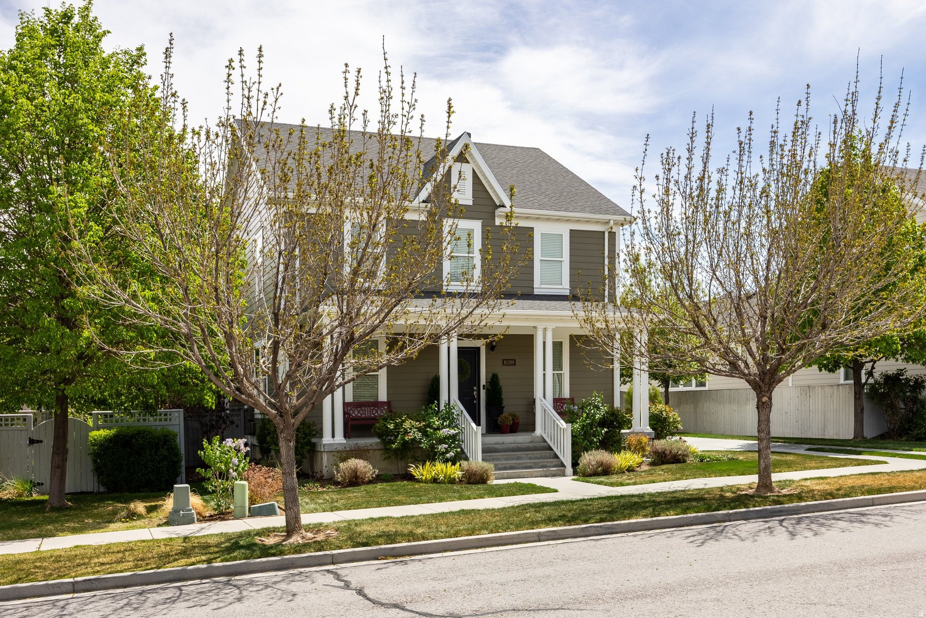 DAYBREAK - Residential