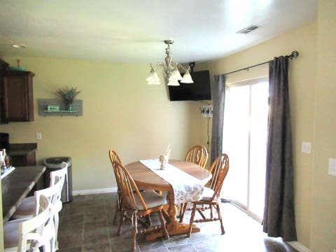 Tiny photo for 1624 N HOLLYHOCK CIR W, Farmington, UT 84025 (MLS # 2180017)
