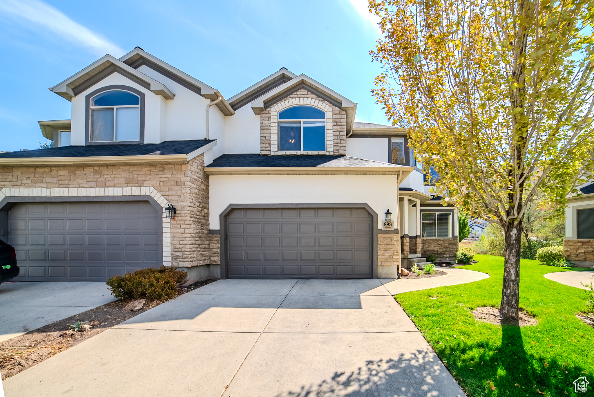 MONTANA VIEW ESTATES - Residential