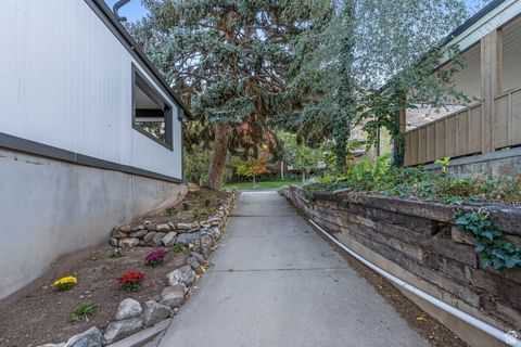 Tiny photo for 1175 N LOCUST LN, Provo, UT 84604 (MLS # 2119240)