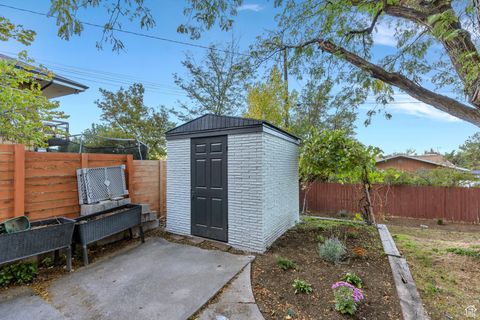 Tiny photo for 1175 N LOCUST LN, Provo, UT 84604 (MLS # 2119240)