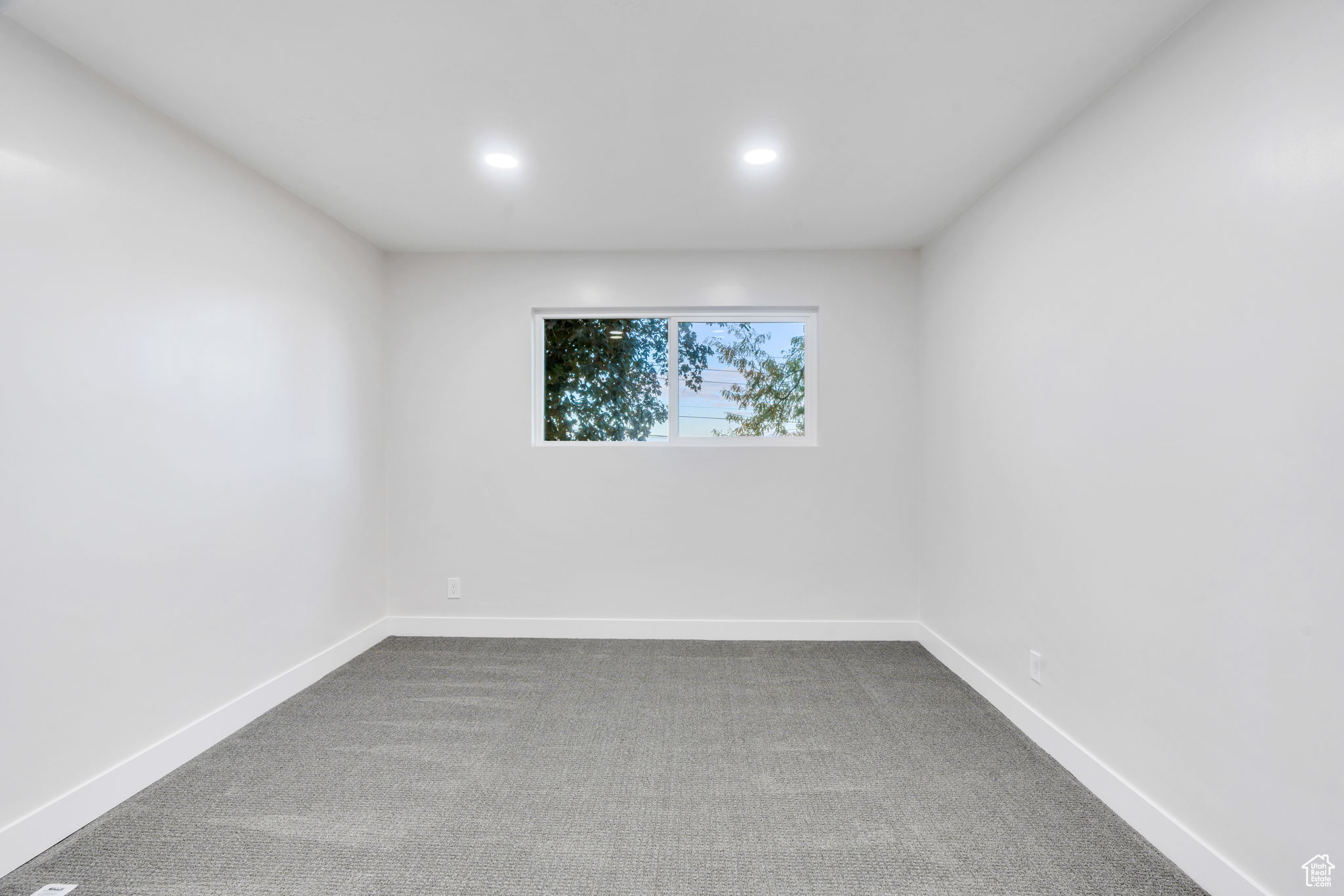 EVENING GLOW - Residential