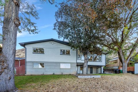 Tiny photo for 1175 N LOCUST LN, Provo, UT 84604 (MLS # 2119240)