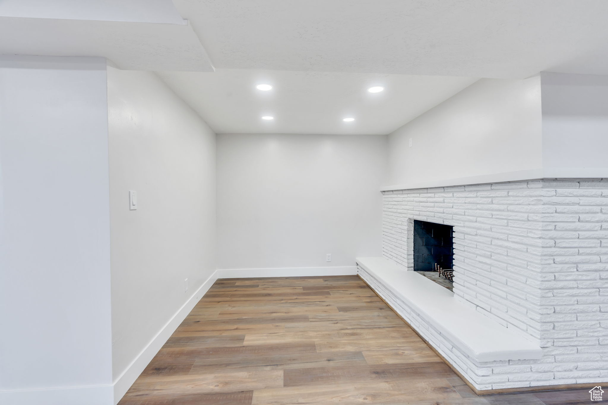 EVENING GLOW - Residential