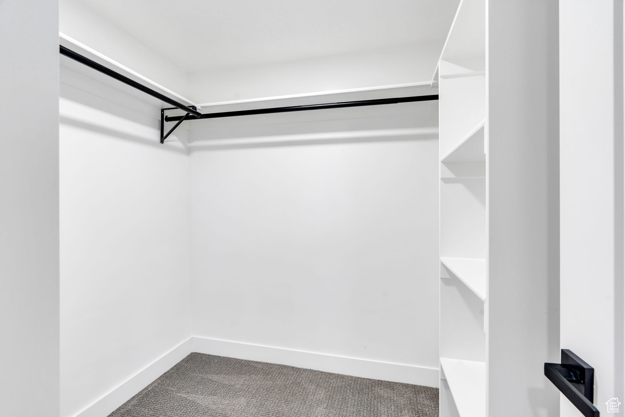 EVENING GLOW - Residential