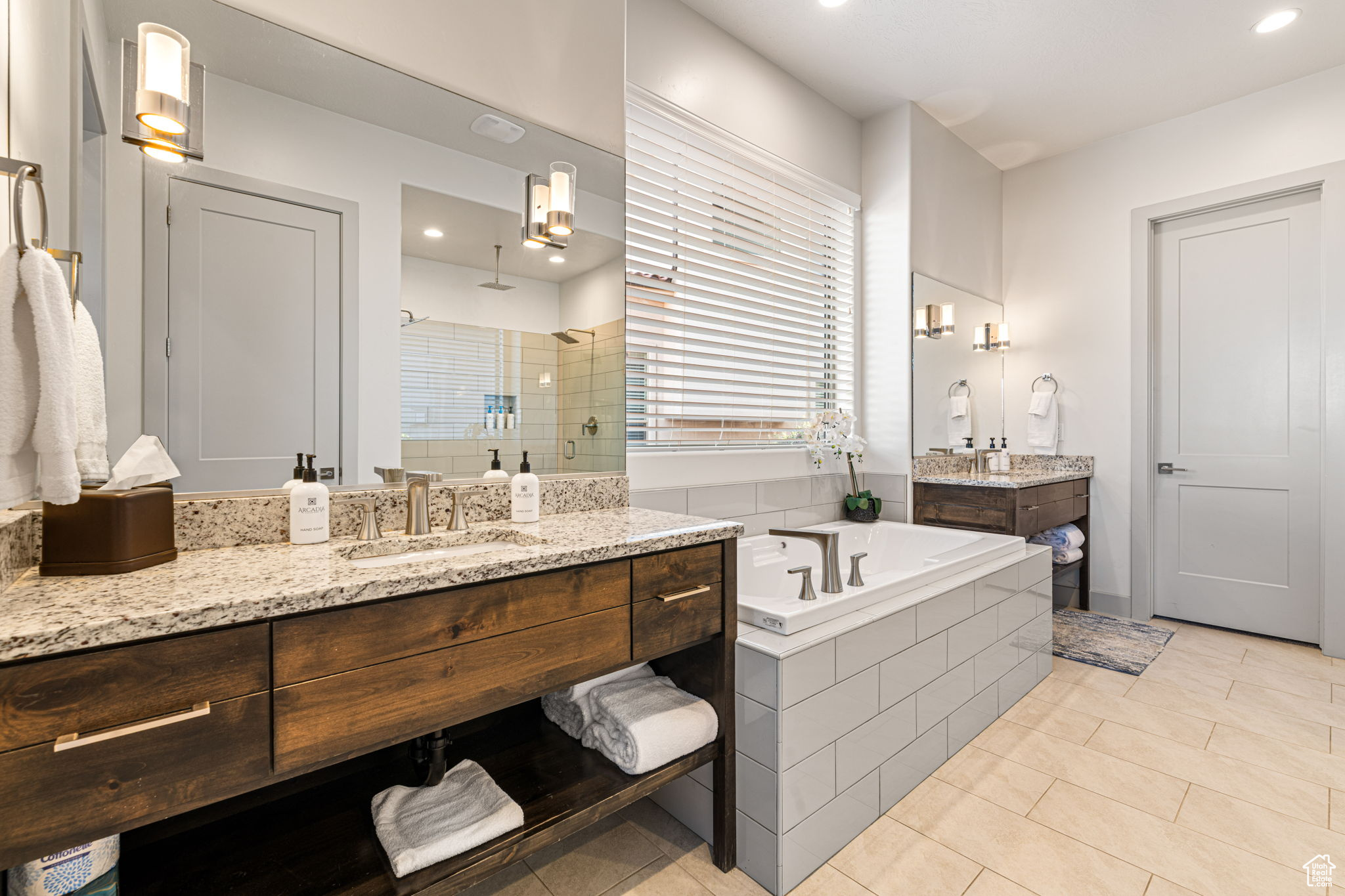 ARCADIA VACATION RESORT 1 - Residential