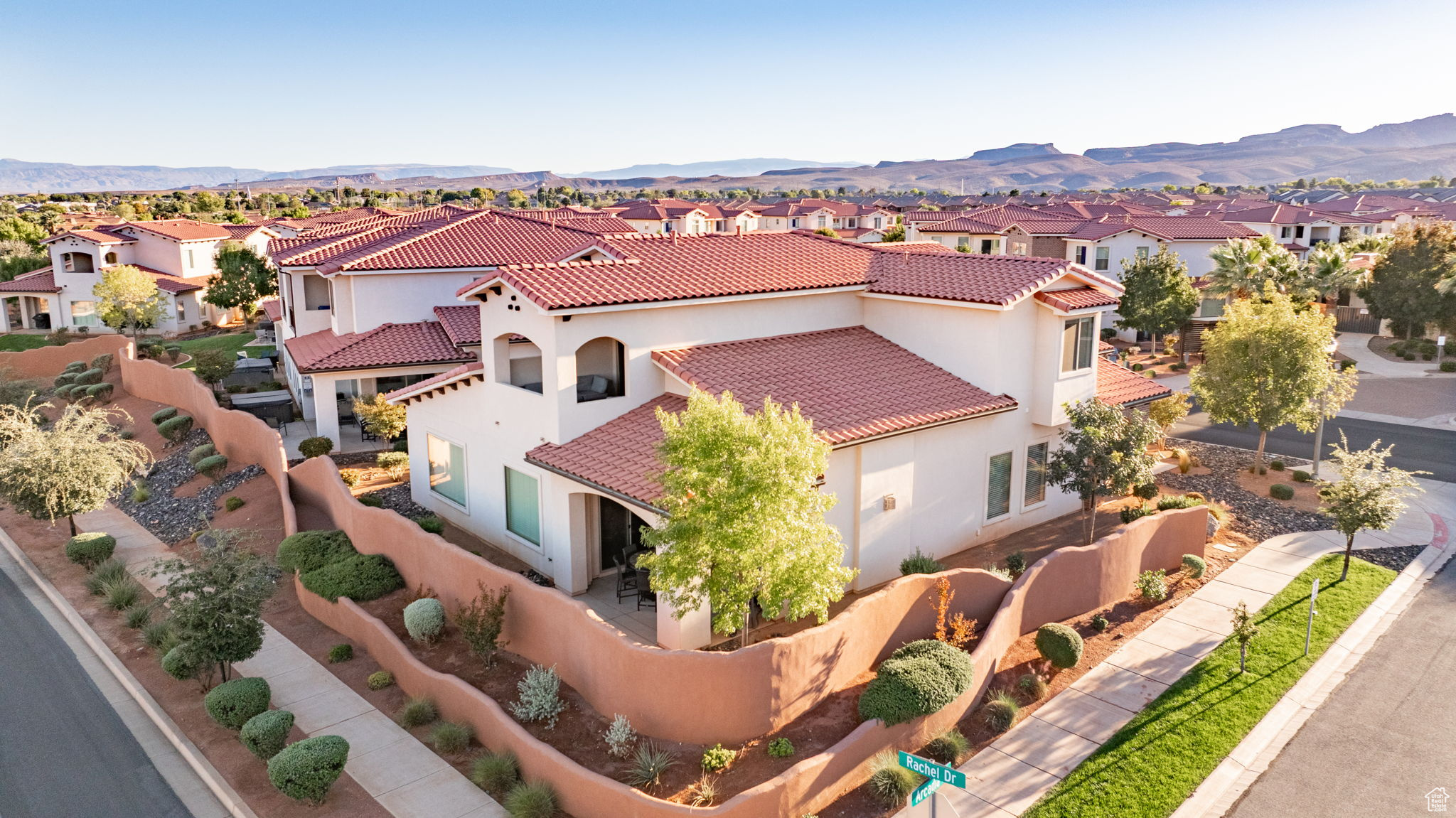 ARCADIA VACATION RESORT 1 - Residential