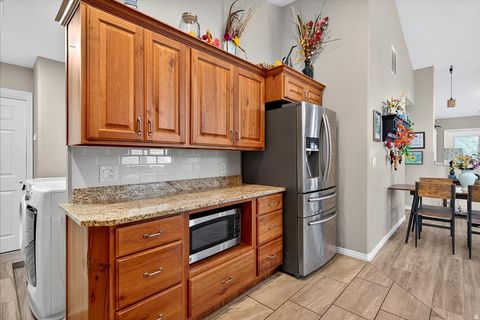 Tiny photo for 108 W 1875 N, North Ogden, UT 84414 (MLS # 2154876)