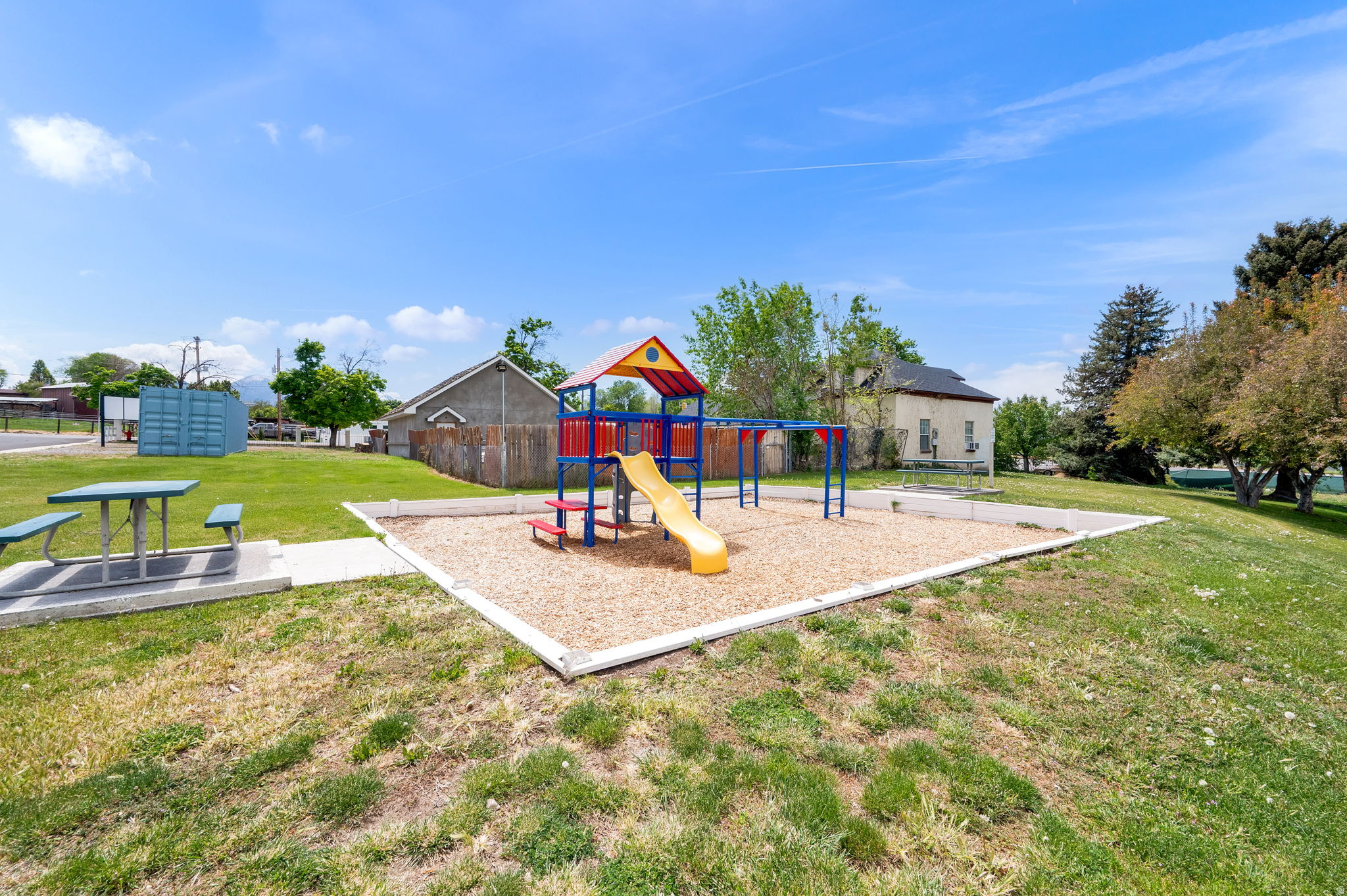 SOUTH SPRINGVILLE TERRACE - Residential