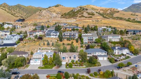 Tiny photo for 2471 S SCENIC DR E, Salt Lake City, UT 84109 (MLS # 2112357)