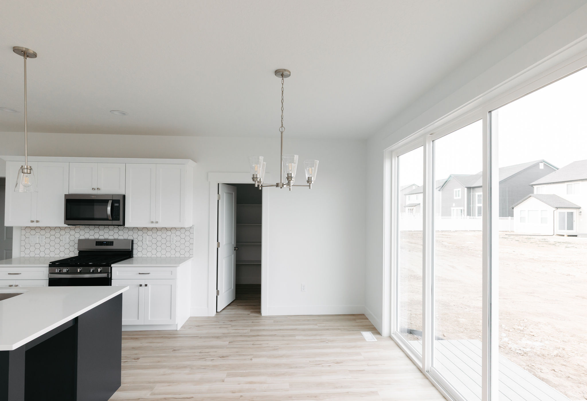 MOUNTAIN RIDGE - Residential