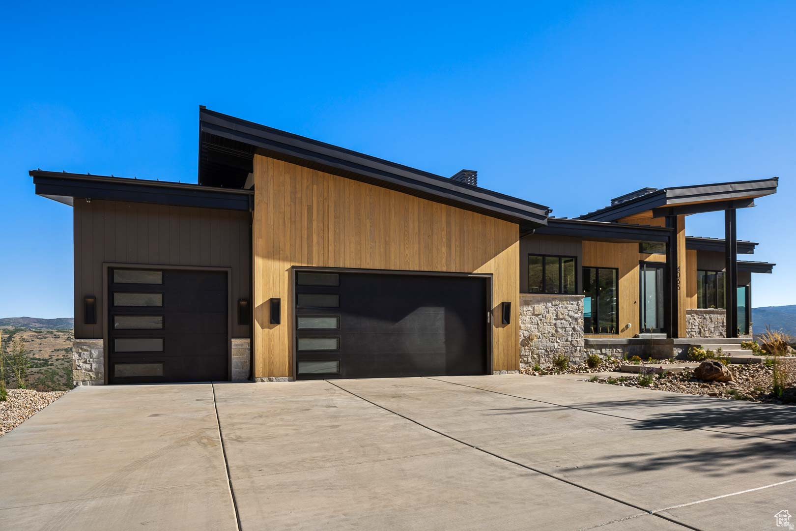 BENLOCH RANCH - Residential