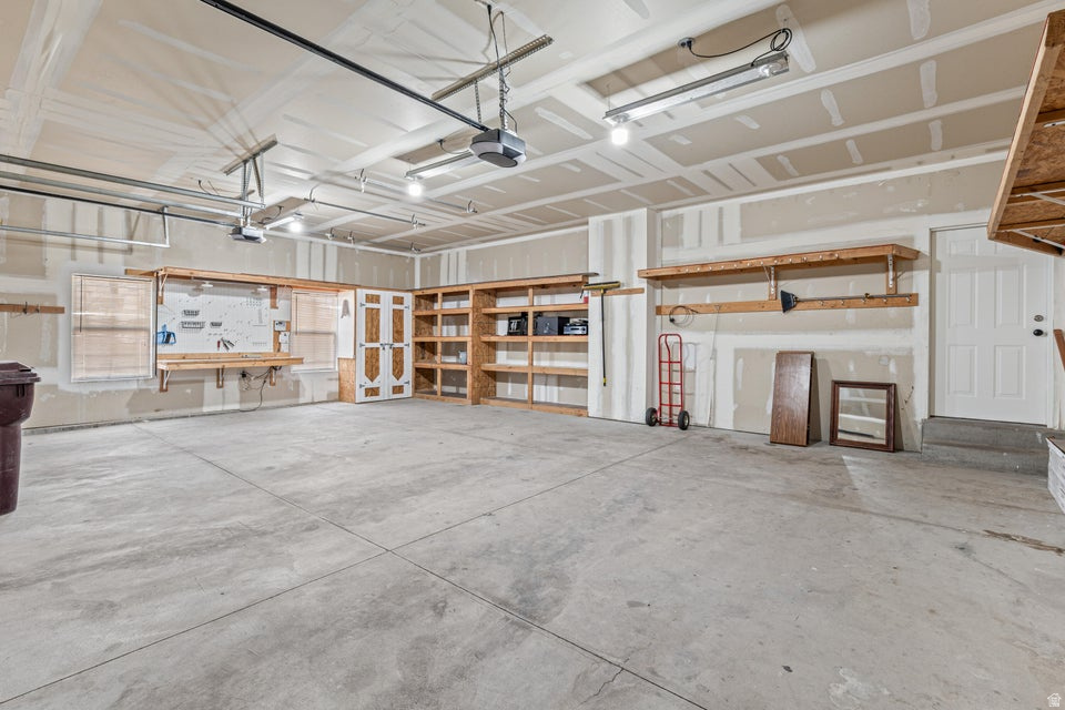 BRIDLE PATH WEST (MONTE VISTA UNIT 5) - Residential