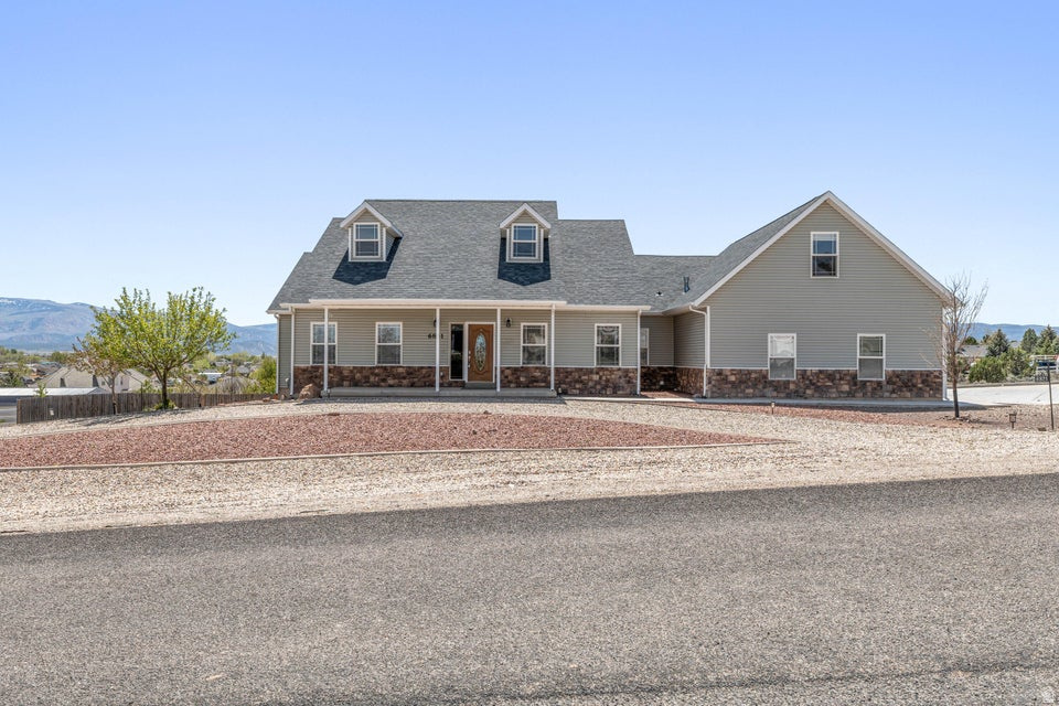 BRIDLE PATH WEST (MONTE VISTA UNIT 5) - Residential