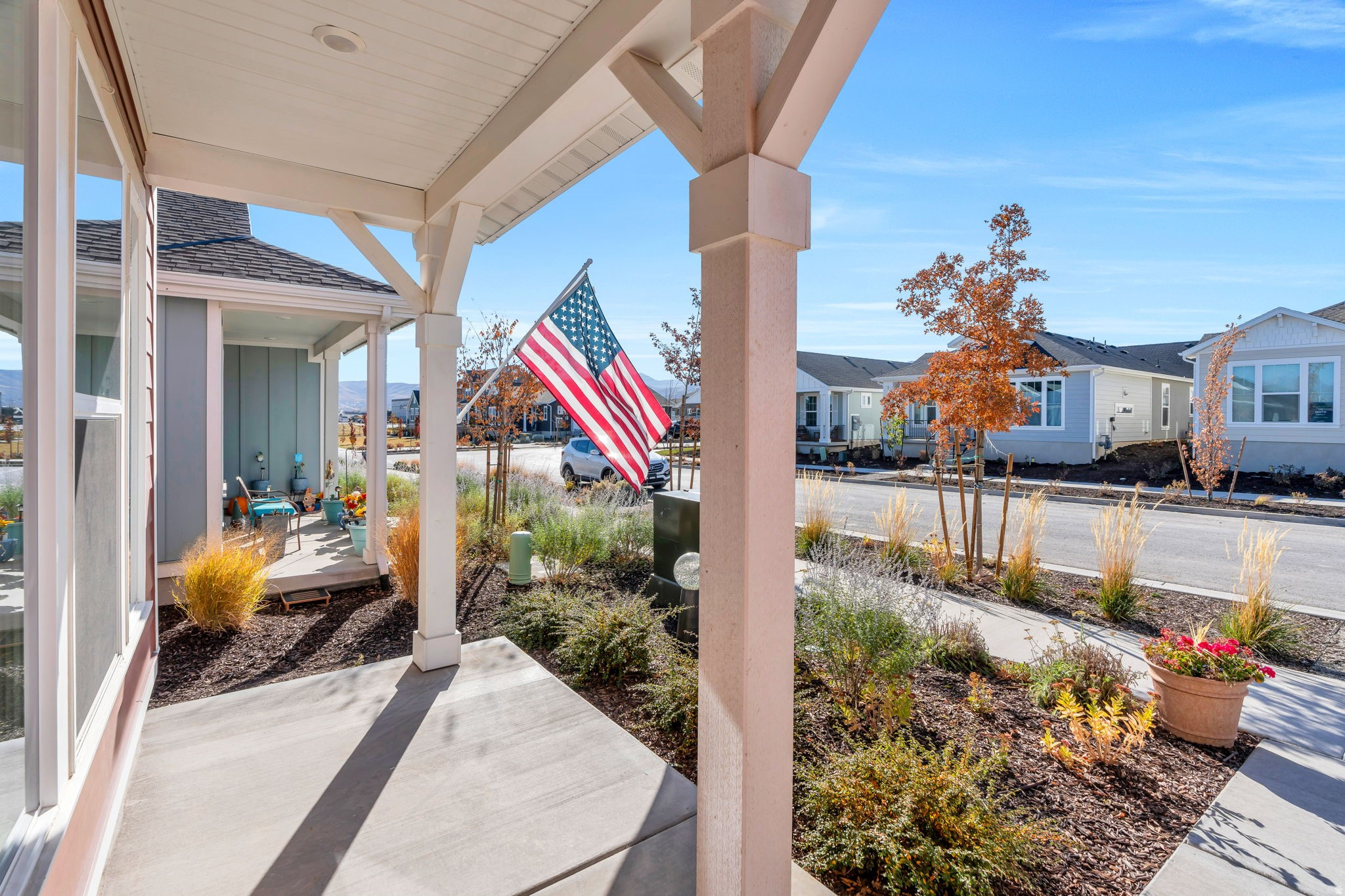 DAYBREAK - Residential