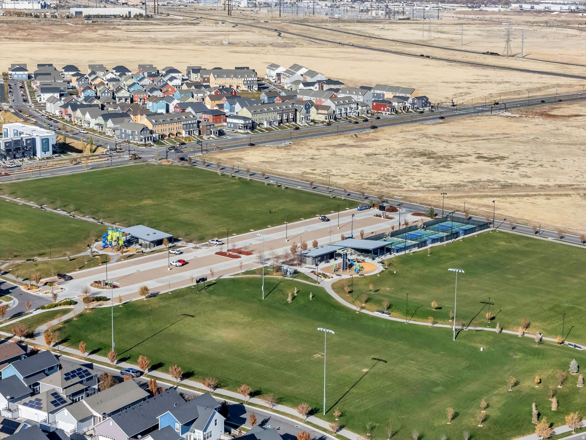 DAYBREAK - Residential