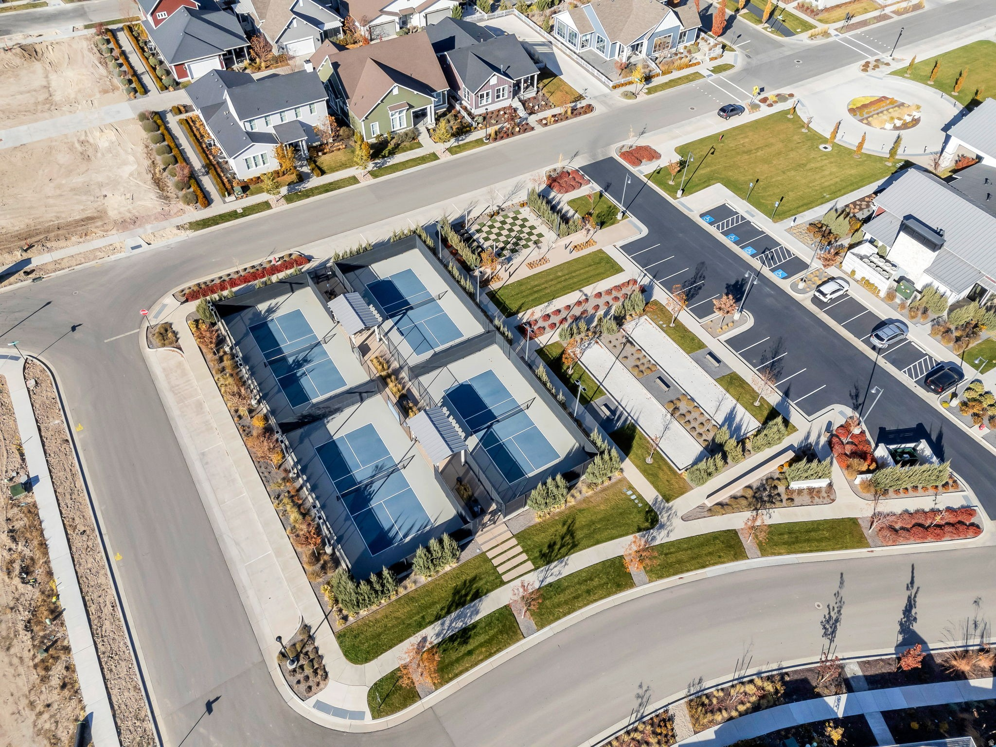 DAYBREAK - Residential