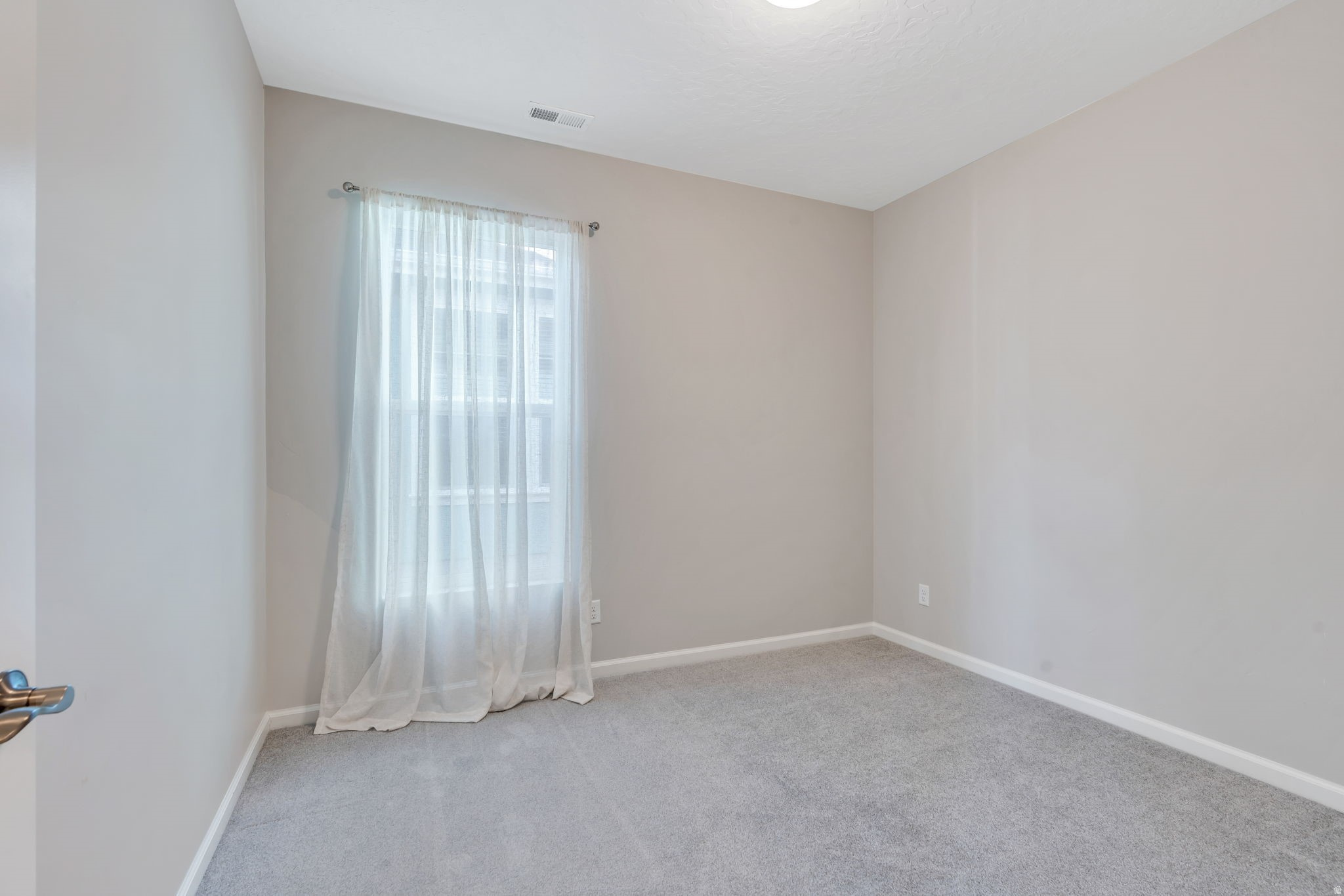 DAYBREAK - Residential