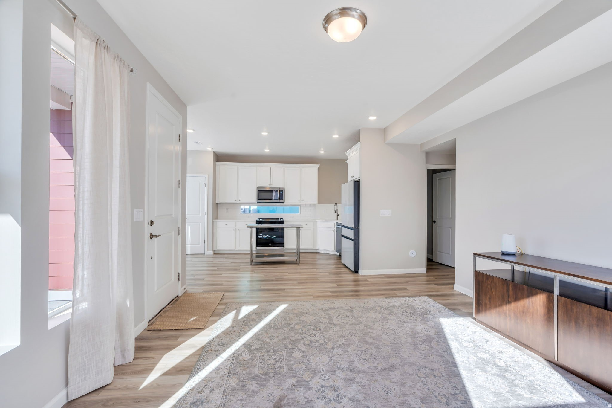 DAYBREAK - Residential