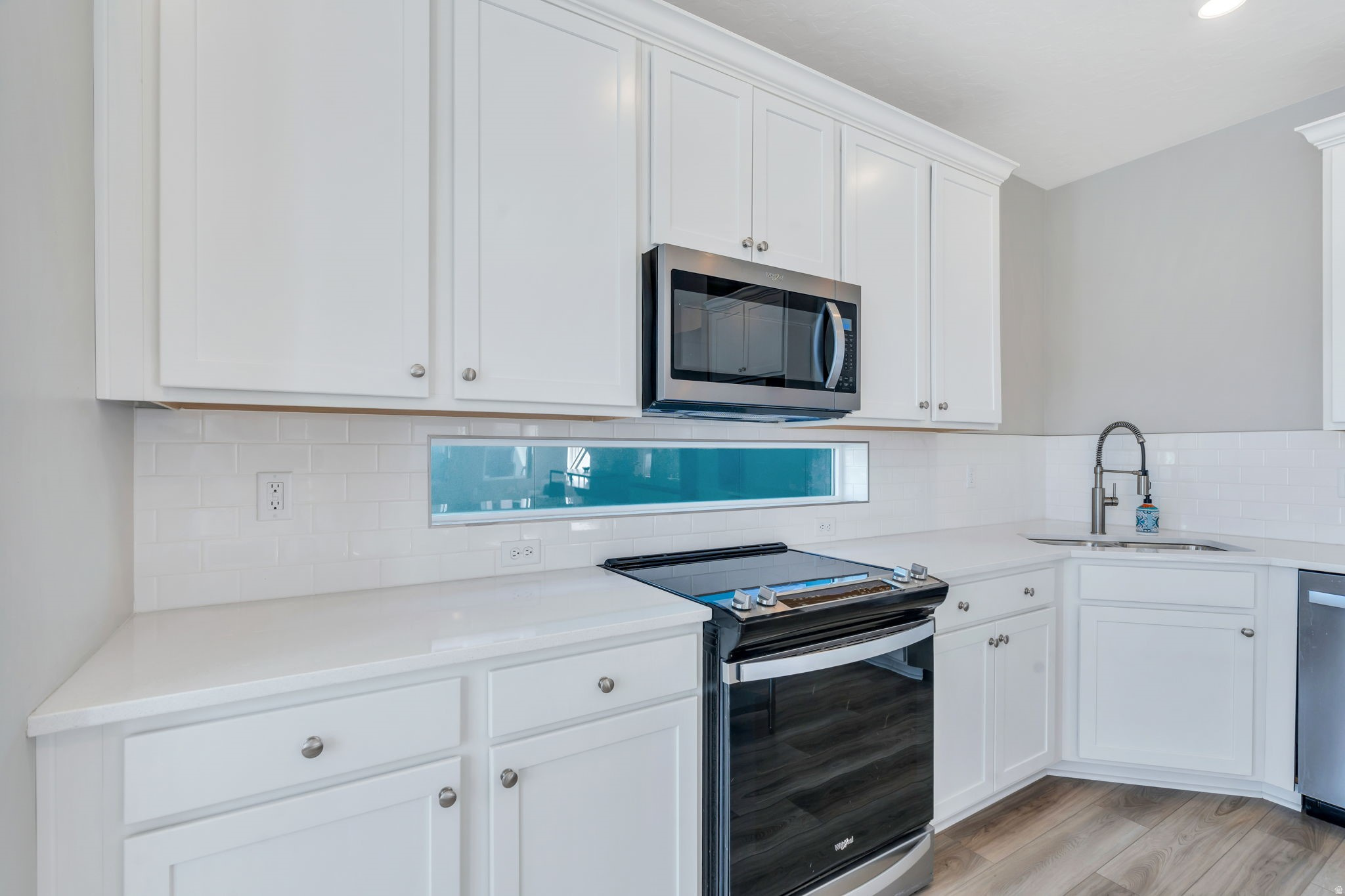 DAYBREAK - Residential