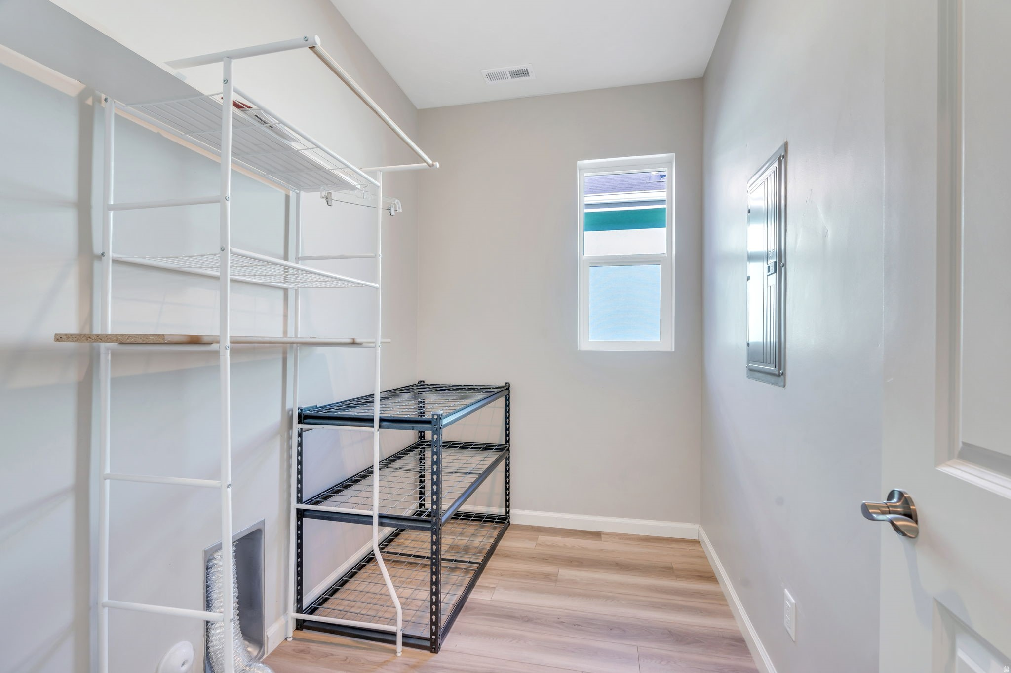 DAYBREAK - Residential