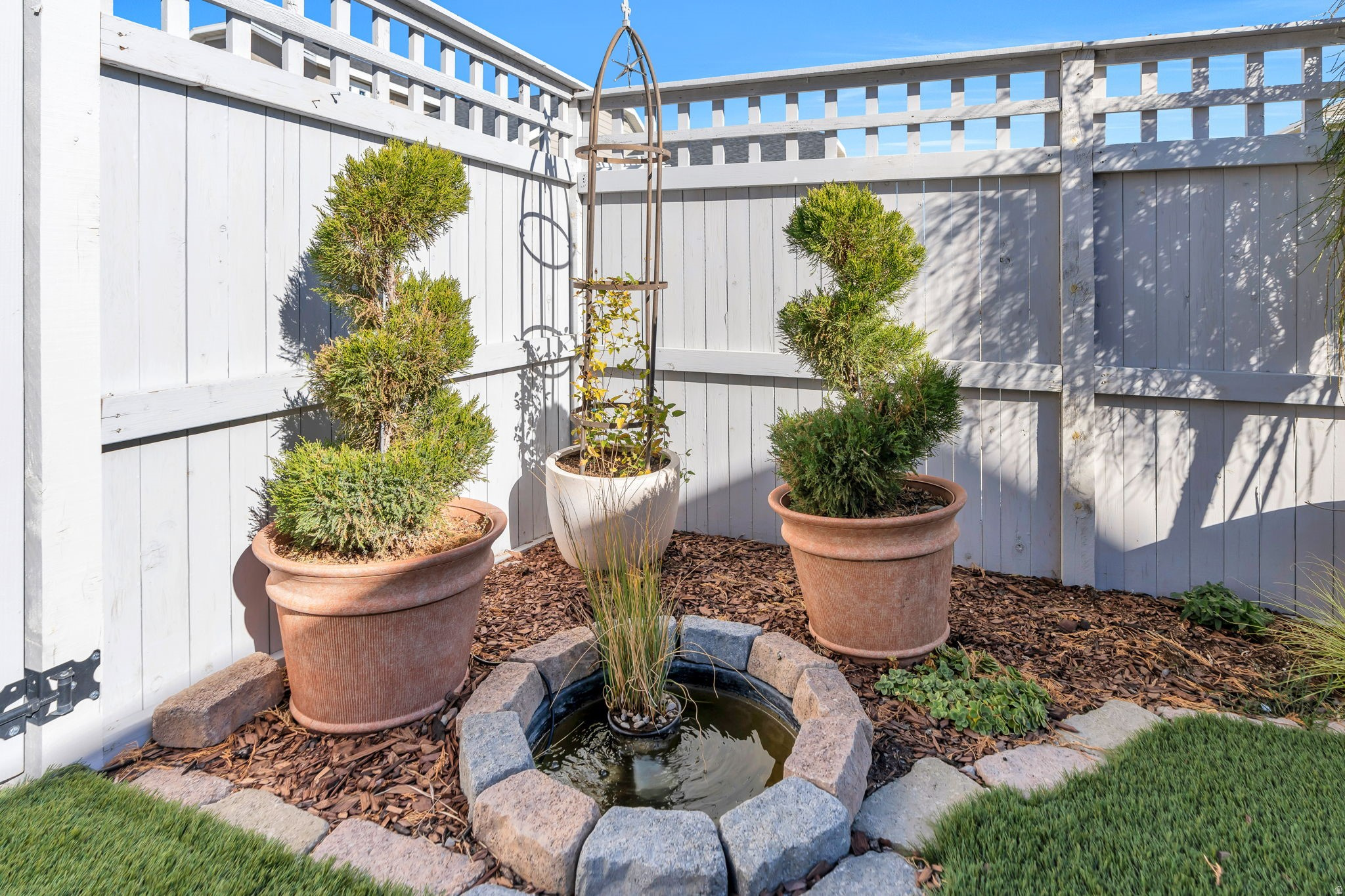 DAYBREAK - Residential