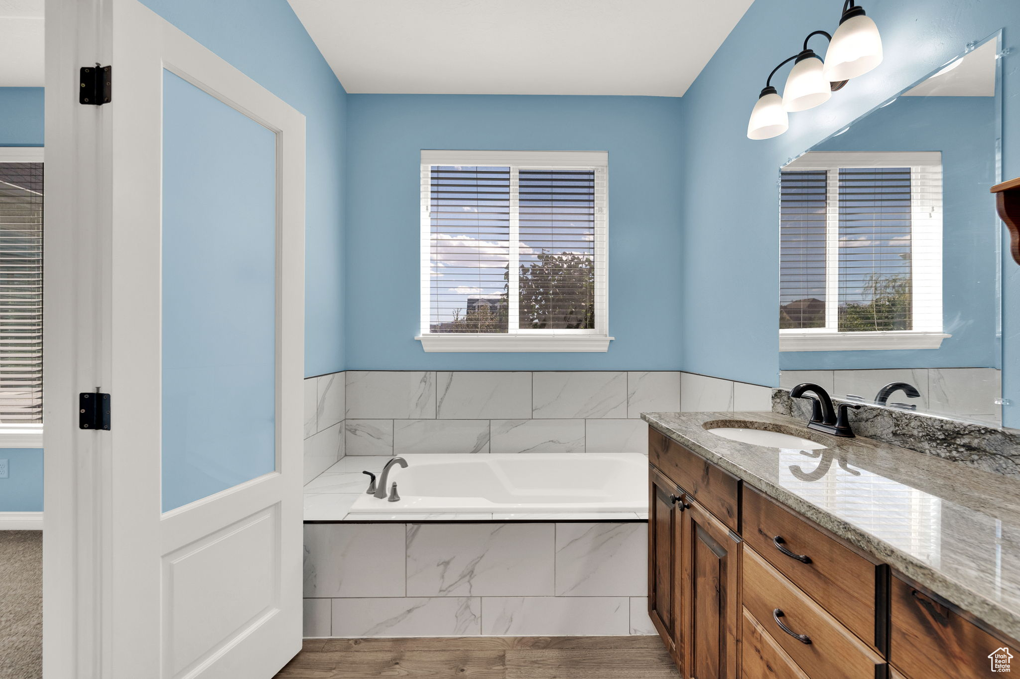 BLAKE MOUNTAIN VIEW EST - Residential