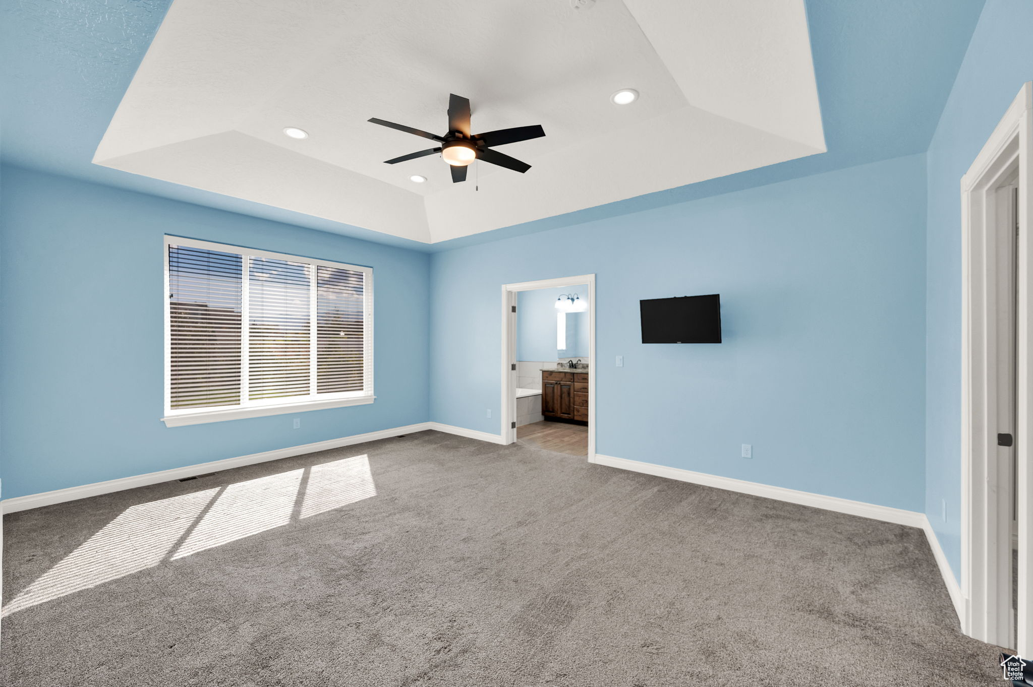 BLAKE MOUNTAIN VIEW EST - Residential