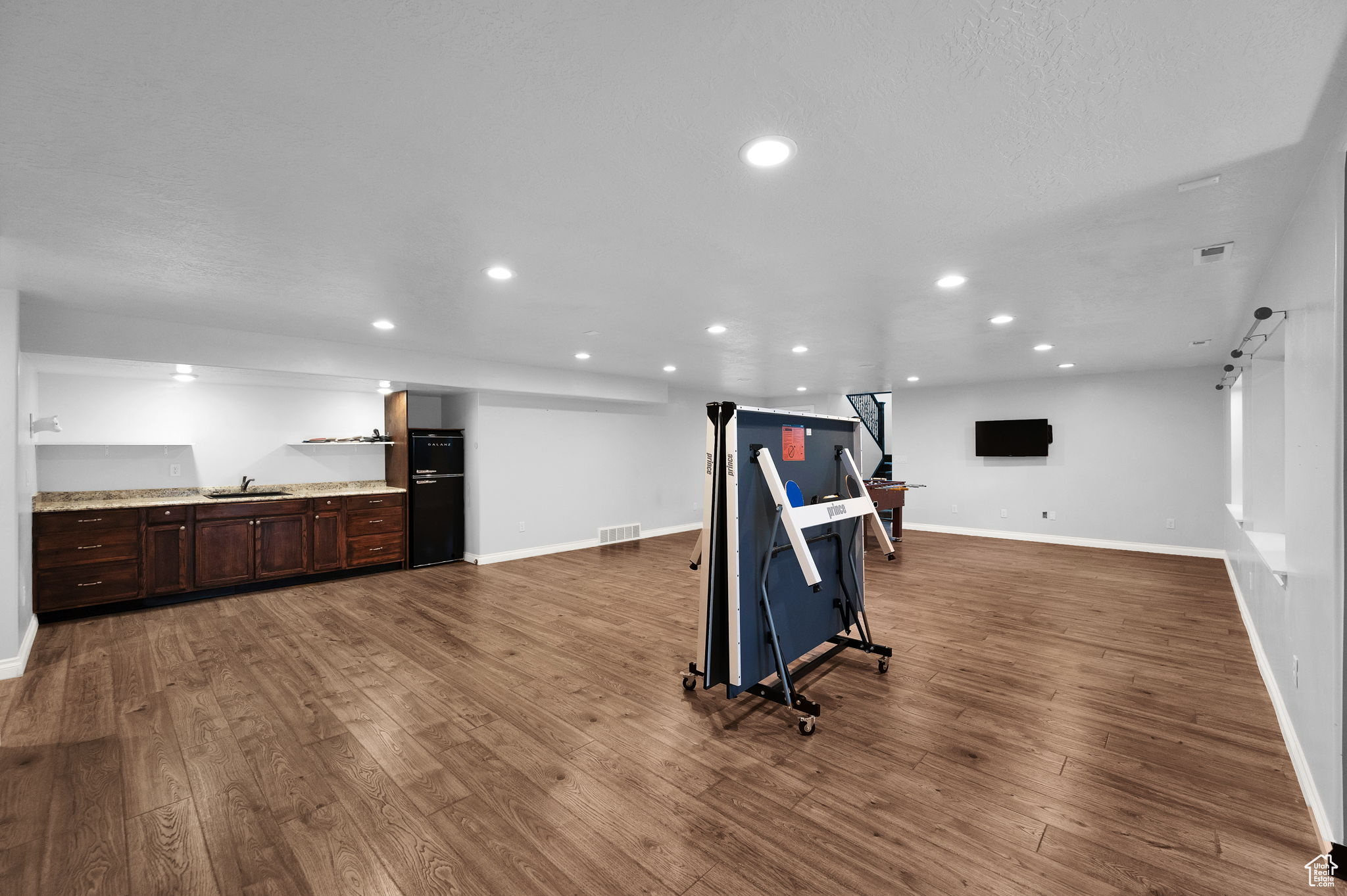 BLAKE MOUNTAIN VIEW EST - Residential