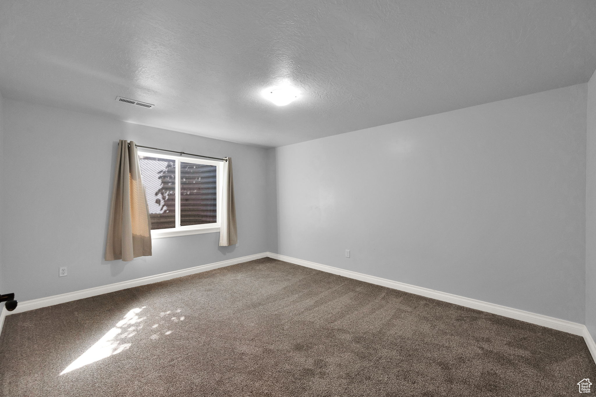 BLAKE MOUNTAIN VIEW EST - Residential