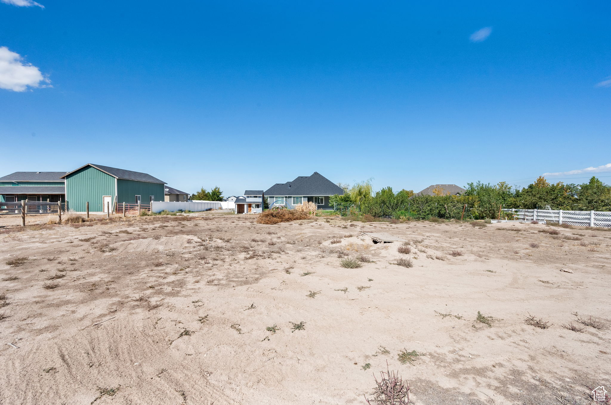 BLAKE MOUNTAIN VIEW EST - Residential