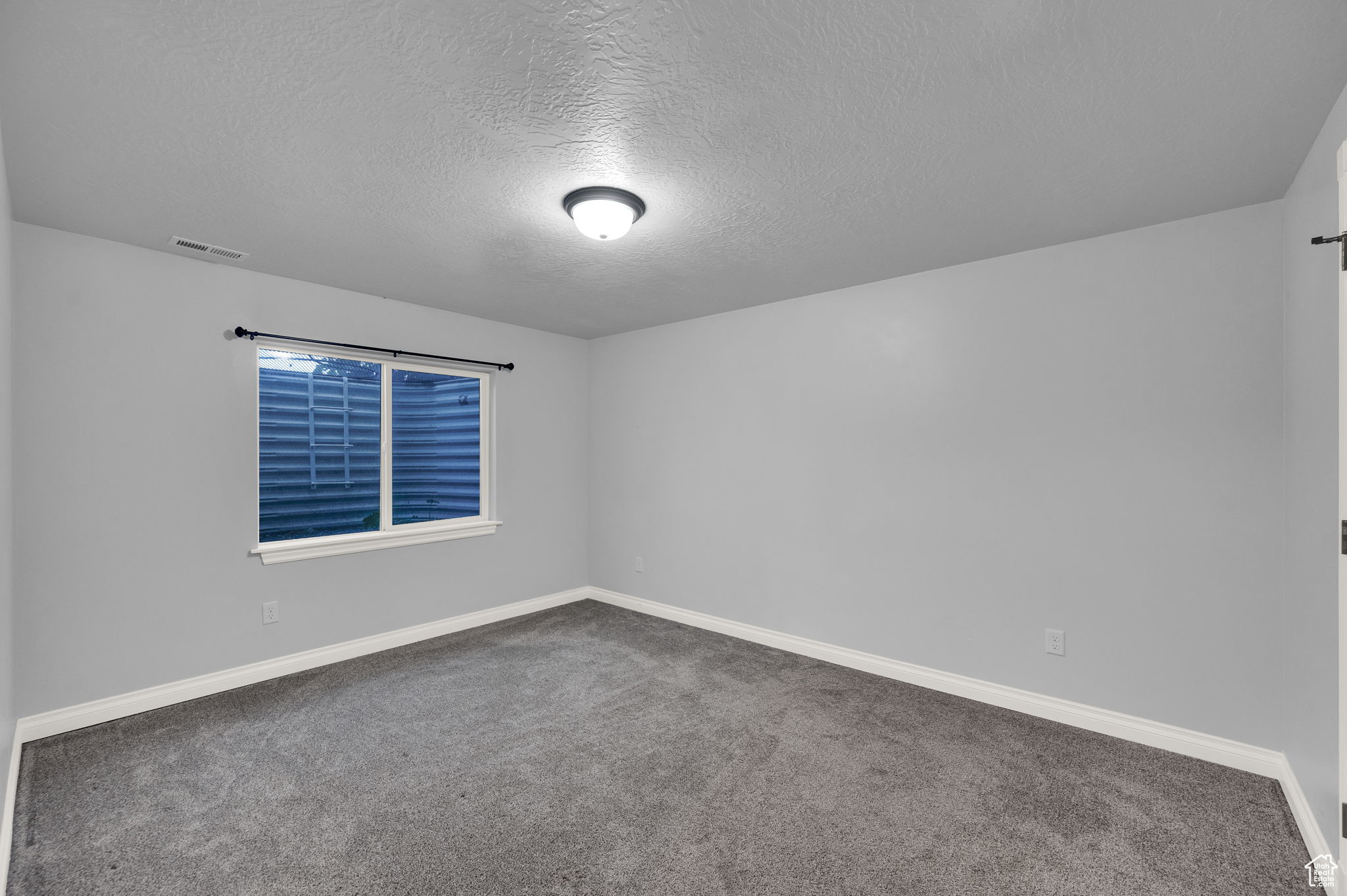 BLAKE MOUNTAIN VIEW EST - Residential