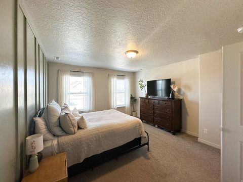 Tiny photo for 672 N 2560 E, Spanish Fork, UT 84660 (MLS # 2141821)