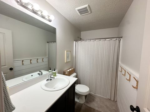 Tiny photo for 672 N 2560 E, Spanish Fork, UT 84660 (MLS # 2141821)