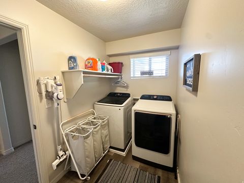 Tiny photo for 672 N 2560 E, Spanish Fork, UT 84660 (MLS # 2141821)