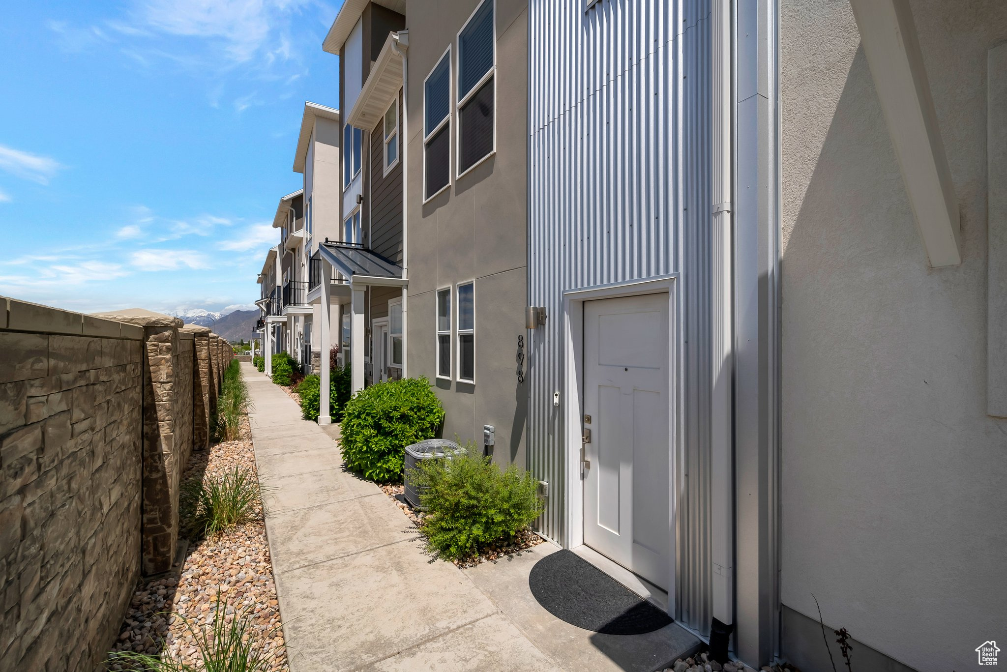 898 S 2560, Spanish Fork, Utah image 3