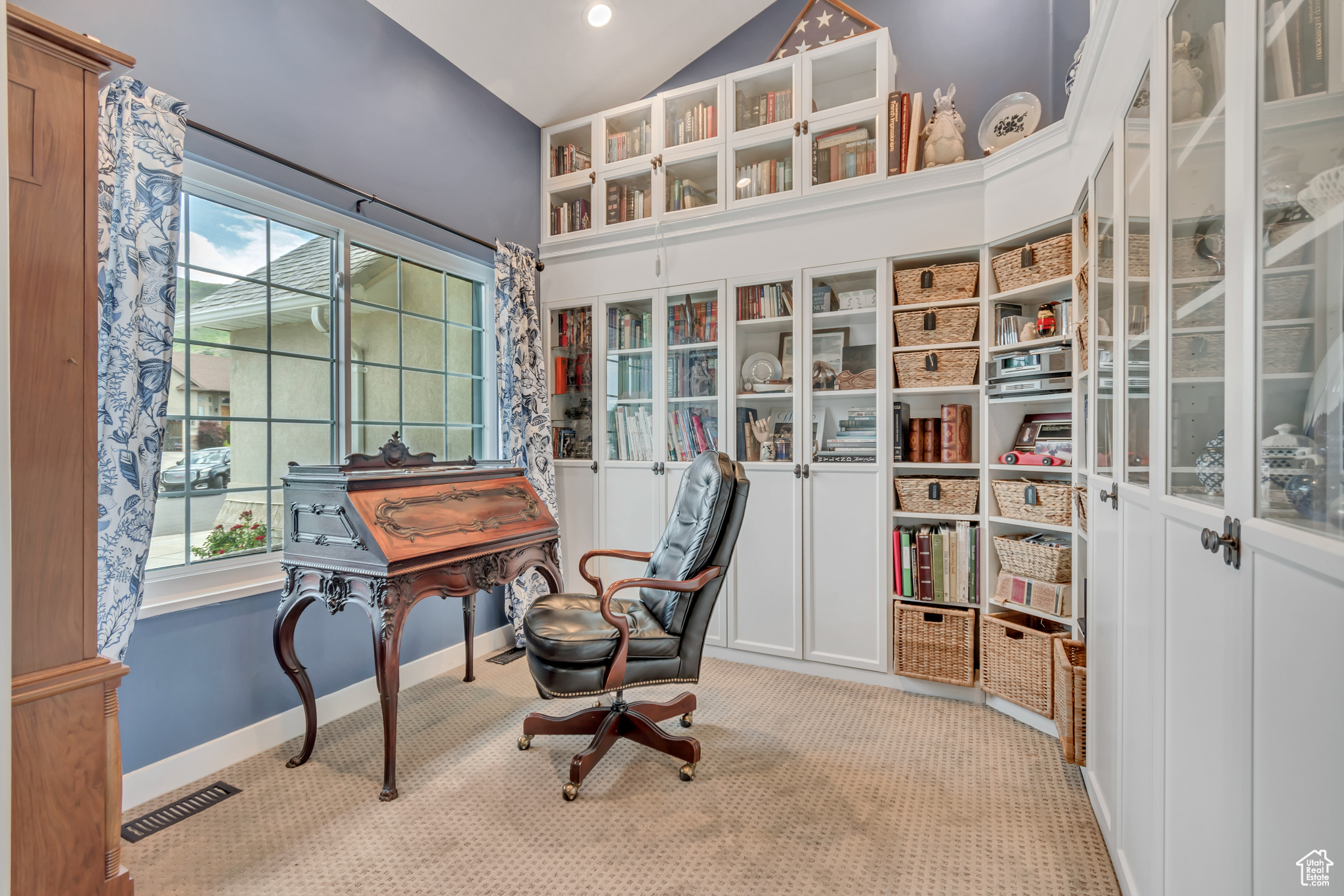 5718 W Silver Rose Cir, Herriman, Utah image 5