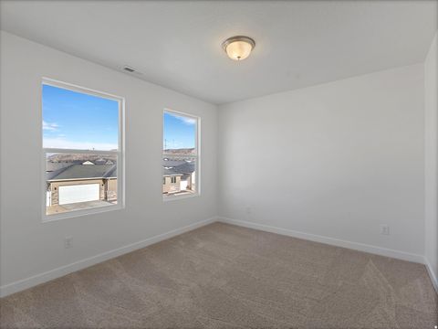 Tiny photo for 3519 N SPARROW LN #216, Eagle Mountain, UT 84005 (MLS # 2139965)