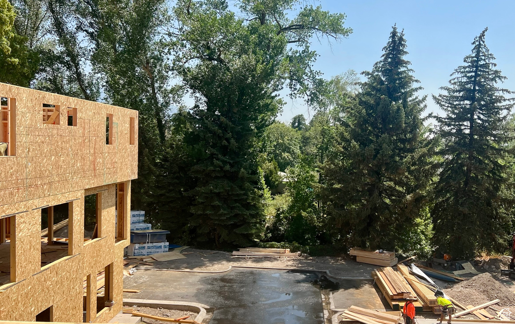 COTTAGES AT HOLLADAY - Residential