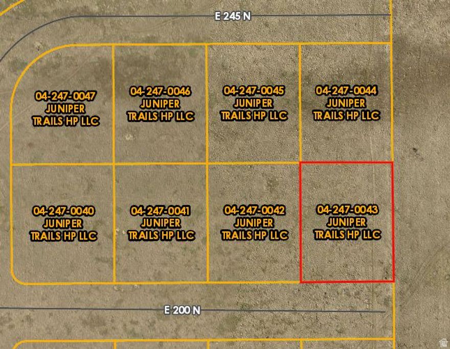 Bring  your own builder and build your dream home in this beautiful Juniper Trails Subdivision.  Premier lots with trail access out your back door.  Located in the foothills of Hyde Park, this new subdivision provides panoramic views of beautiful Cache Valley.  Juniper Trails is the first  of its kind: a gateway to nature, connecting into a network of Mountain Biking, Equestrian, and Hiking Trails.