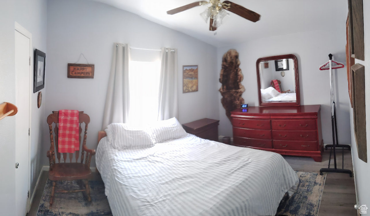 ALL OF LOT 24 AND 25 BLOCK D AMEN PLAT OF LITTLE P - Residential