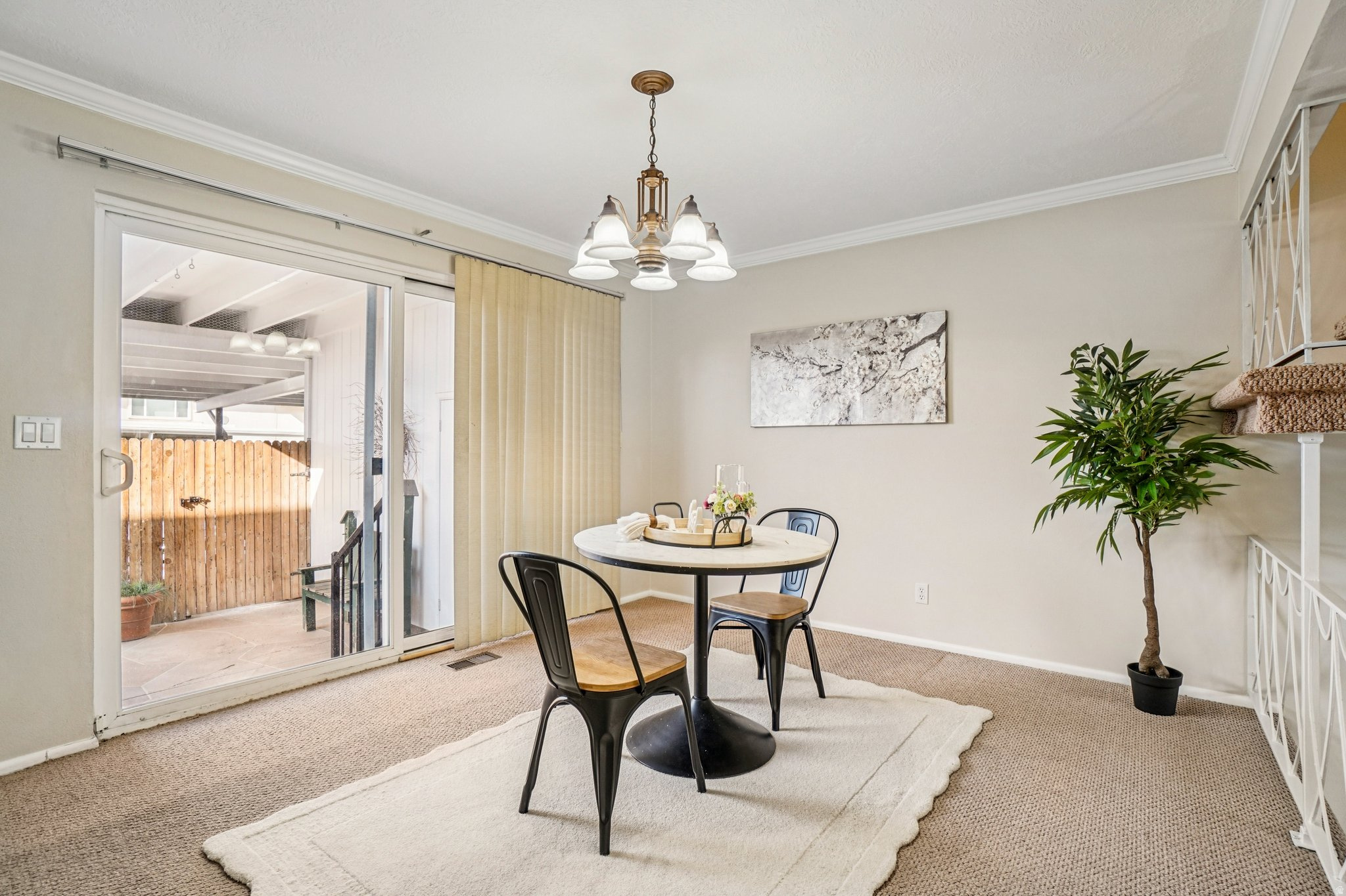 COUNTRY HILLS MANOR - Residential