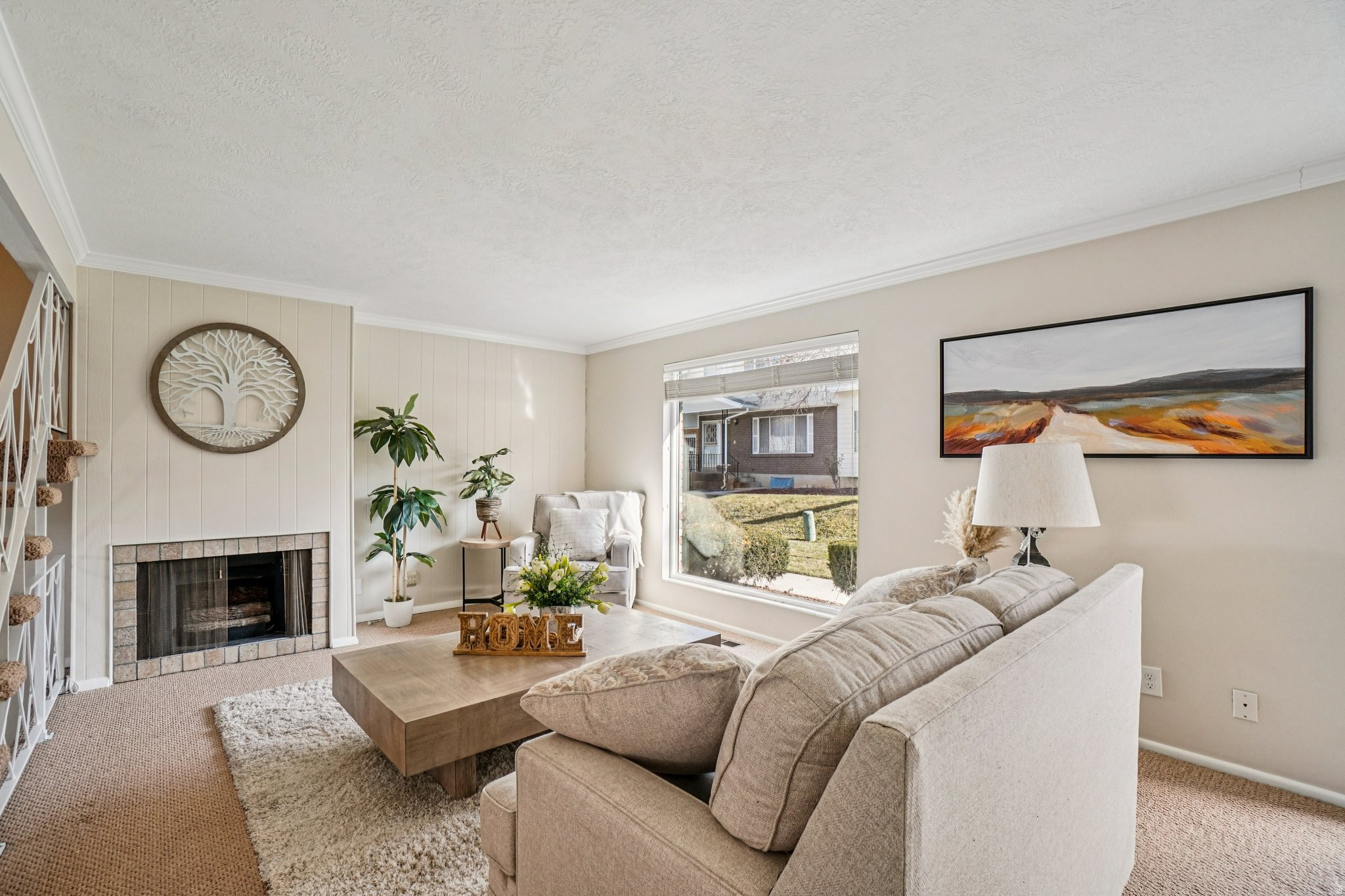 COUNTRY HILLS MANOR - Residential