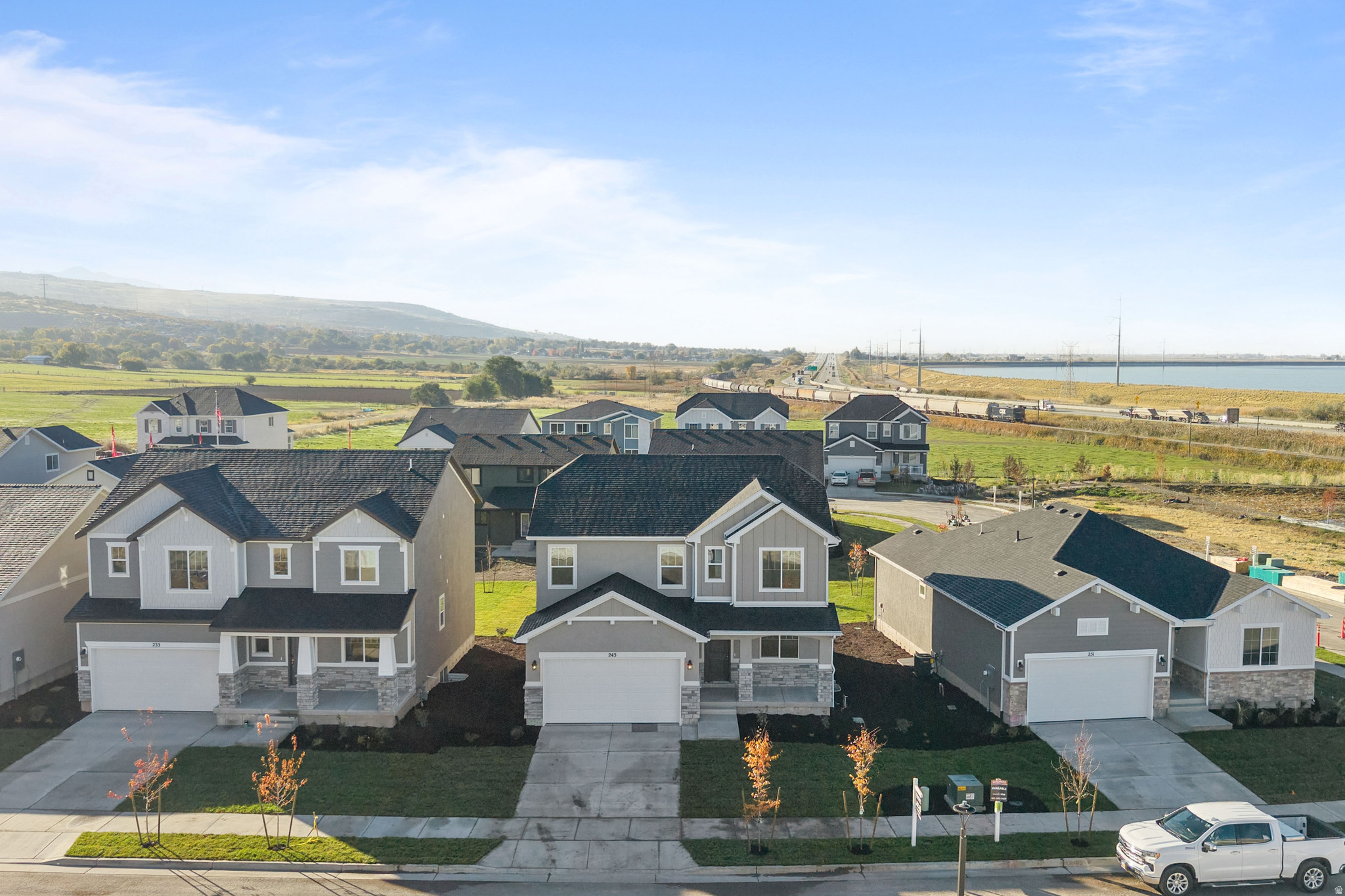 DEER RUN - Residential