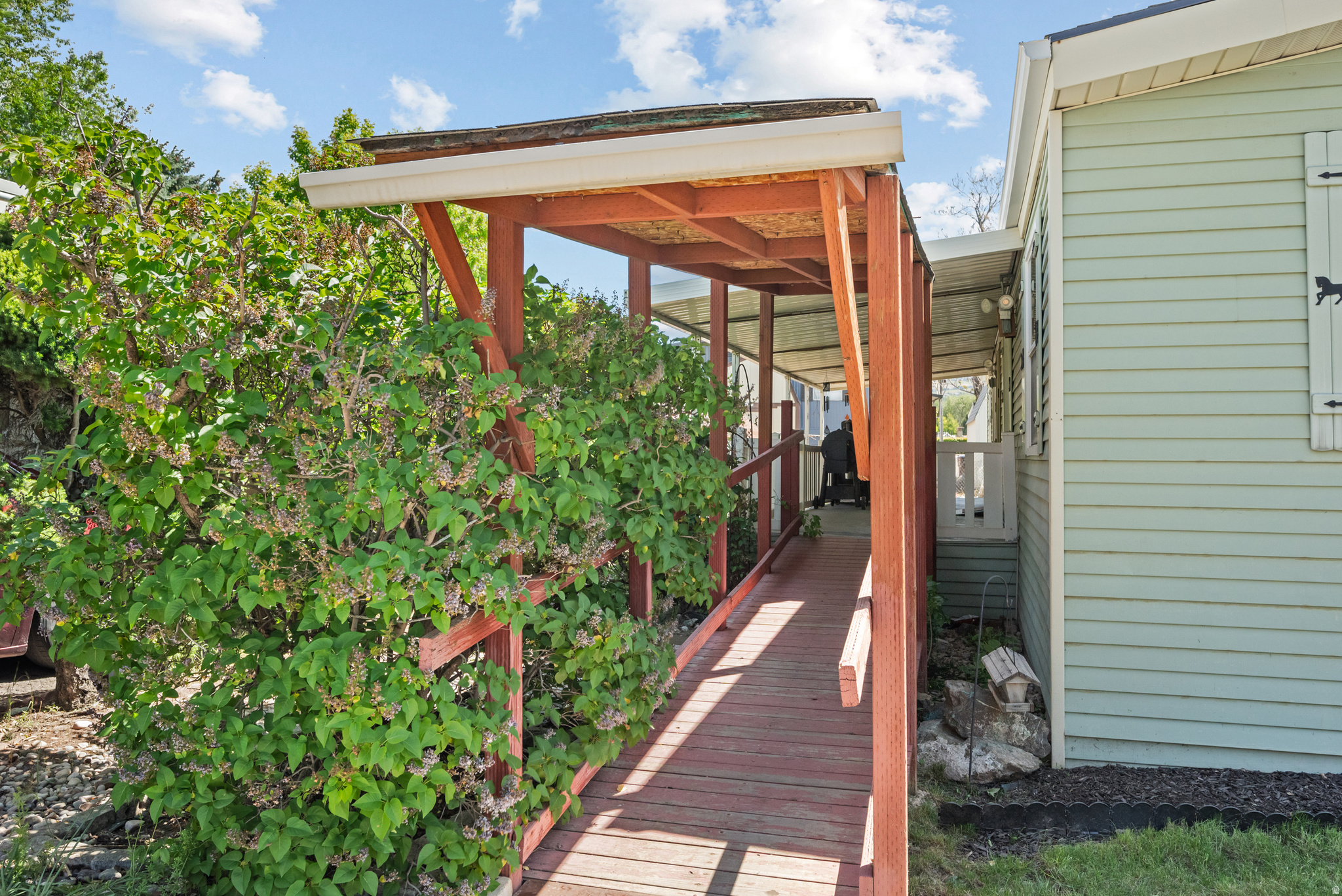 CAMELOT MANUFACTURED HOME COMMUNITY - Residential