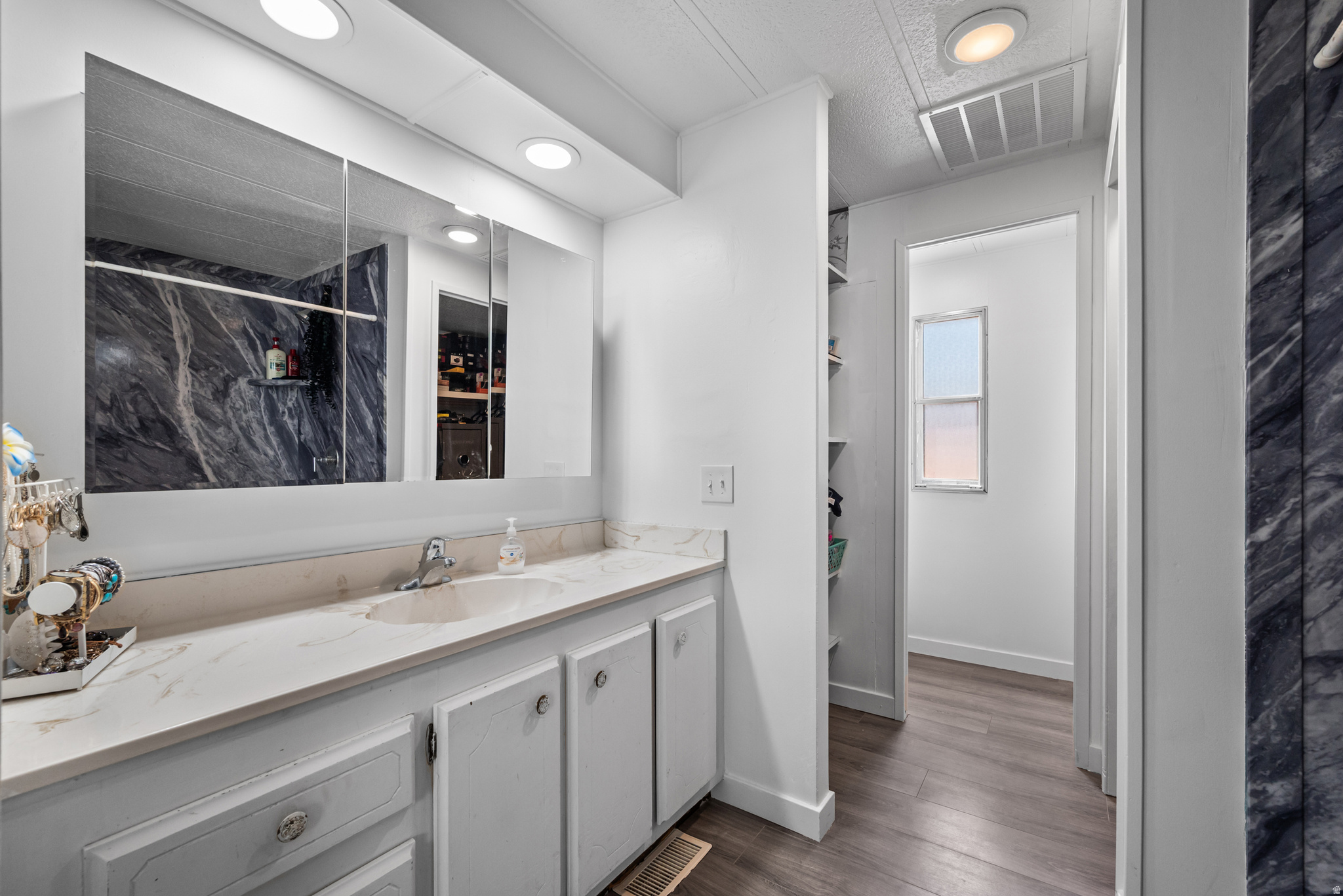CAMELOT MANUFACTURED HOME COMMUNITY - Residential