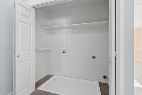 Tiny photo for 1342 E 6125 S, South Ogden, UT 84405 (MLS # 2132927)