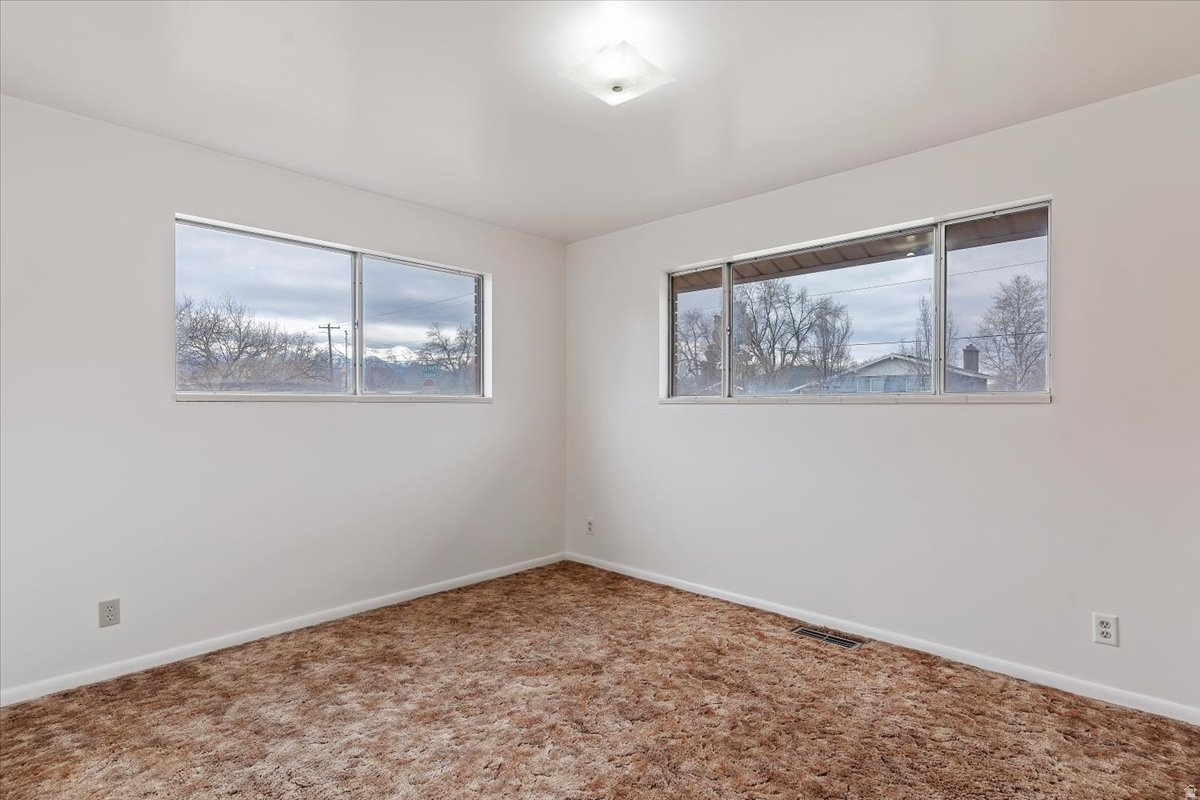 IMPERIAL ESTATES - Residential