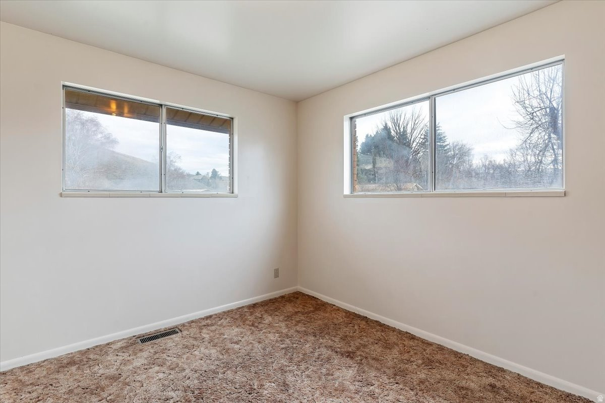 IMPERIAL ESTATES - Residential