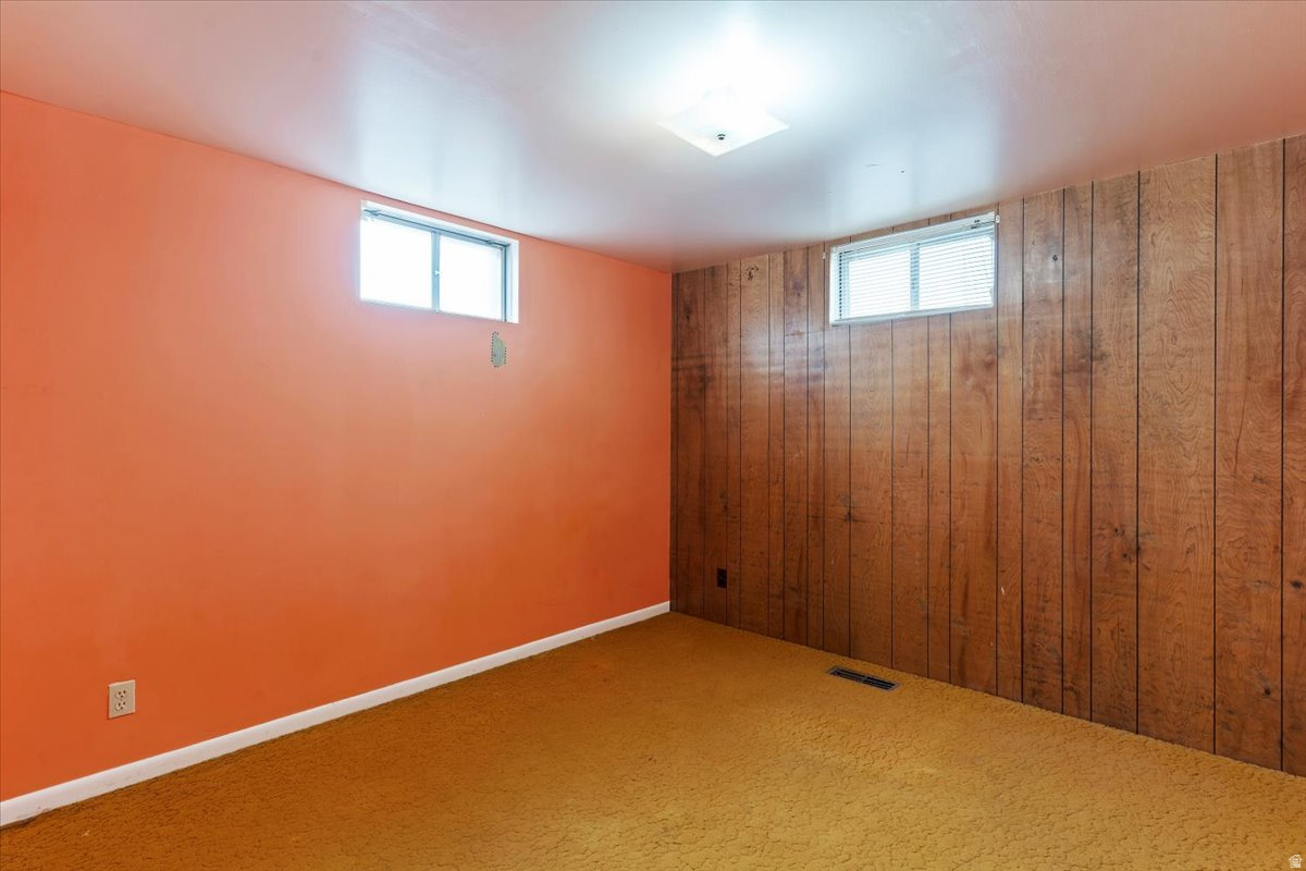 IMPERIAL ESTATES - Residential